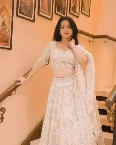 Escort Service In Gumla